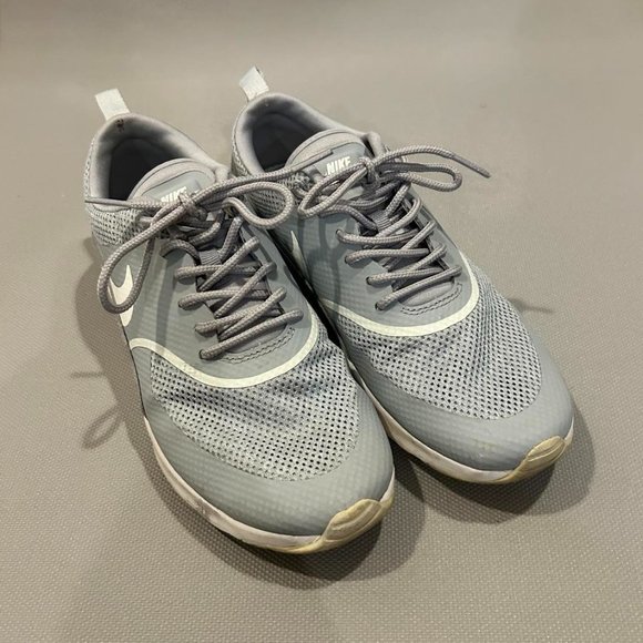 Nike Air Max Thea Running Shoes | Women's Size 7.5 | Light Grey - Picture 6 of 9